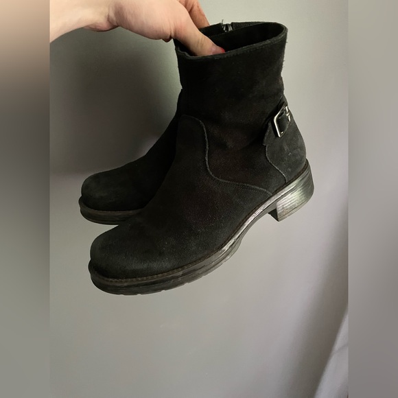 La Canadienne Suede Boots Size 7.5 - Picture 2 of 7